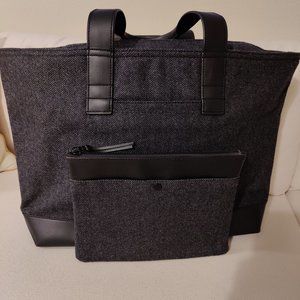 Banana Republic Wool Tote Bag w/Leather Handles /Wool Clutch Type Handbag